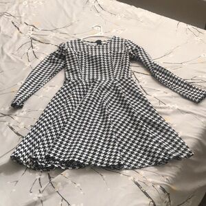 80s Retro vintage hounds tooth dress  long sleeve